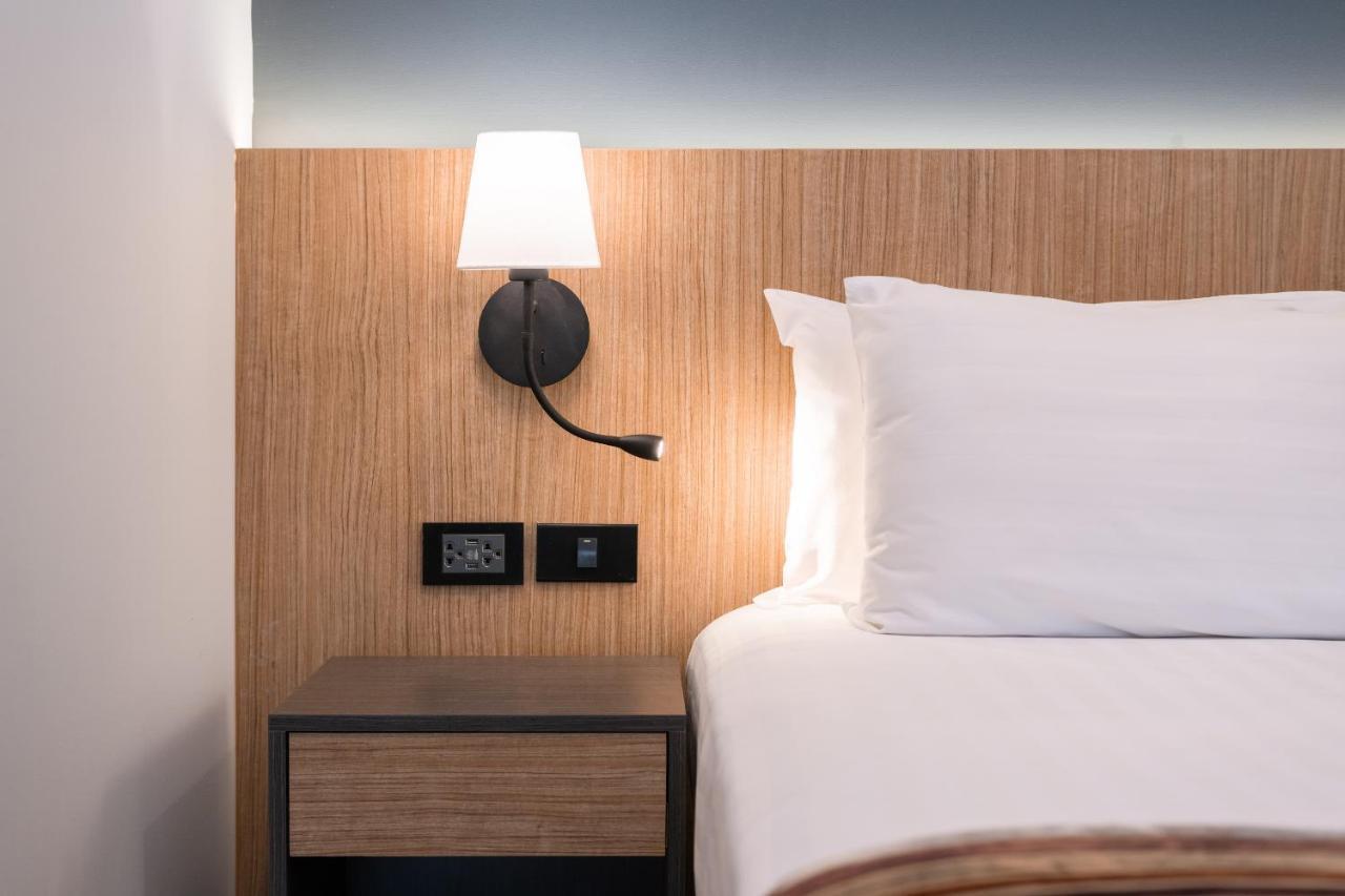 Icheck Inn Residences Sathorn Bangkok Bagian luar foto