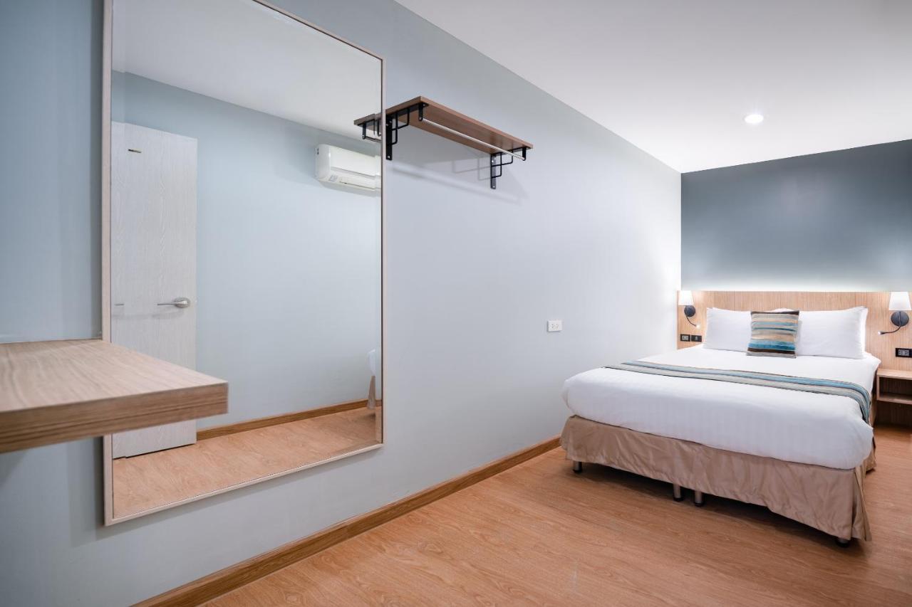 Icheck Inn Residences Sathorn Bangkok Bagian luar foto
